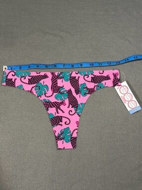 Cheek Boss Pink Tropical Leopard-Print Thong Panty - Vibrant Pink